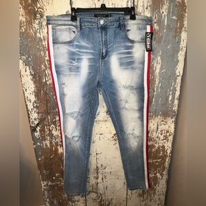 NWT KARTER collection jeans Size 42 Red white stripe, distressed